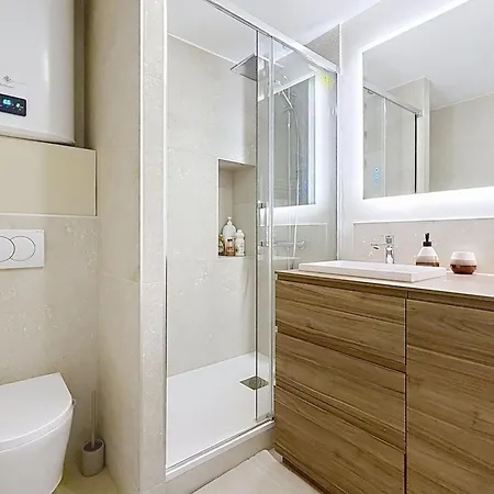 Appartement Le Montfleury 2 Pieces A 300m De La Cannes